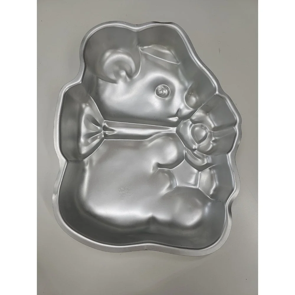 Vtg 1977 Wilton Teddy Bear With Flower Cake Pan, 502-7458